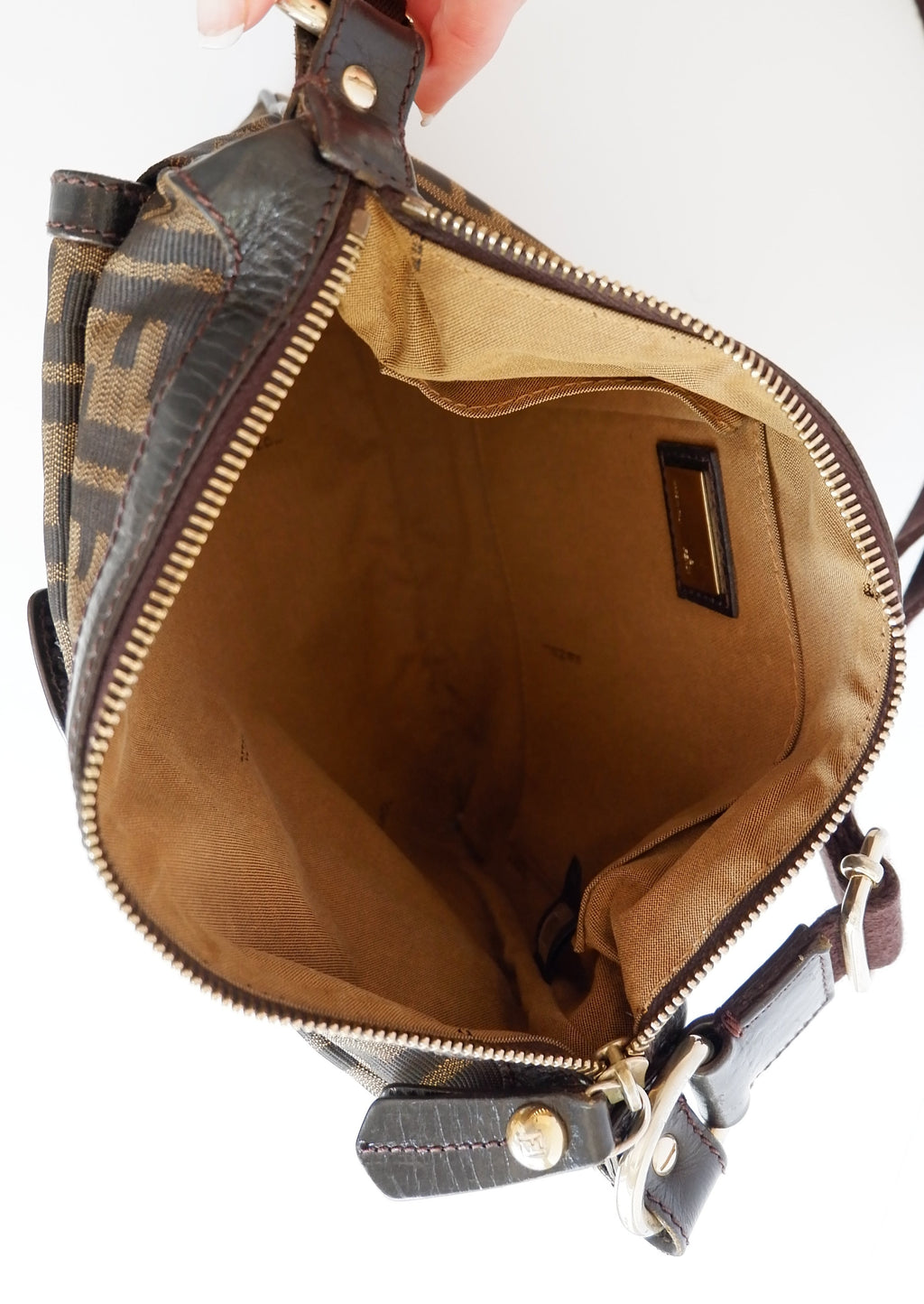 Authentique sac bandoulière Fendi marron imprimé Zucca Chef d'occasion