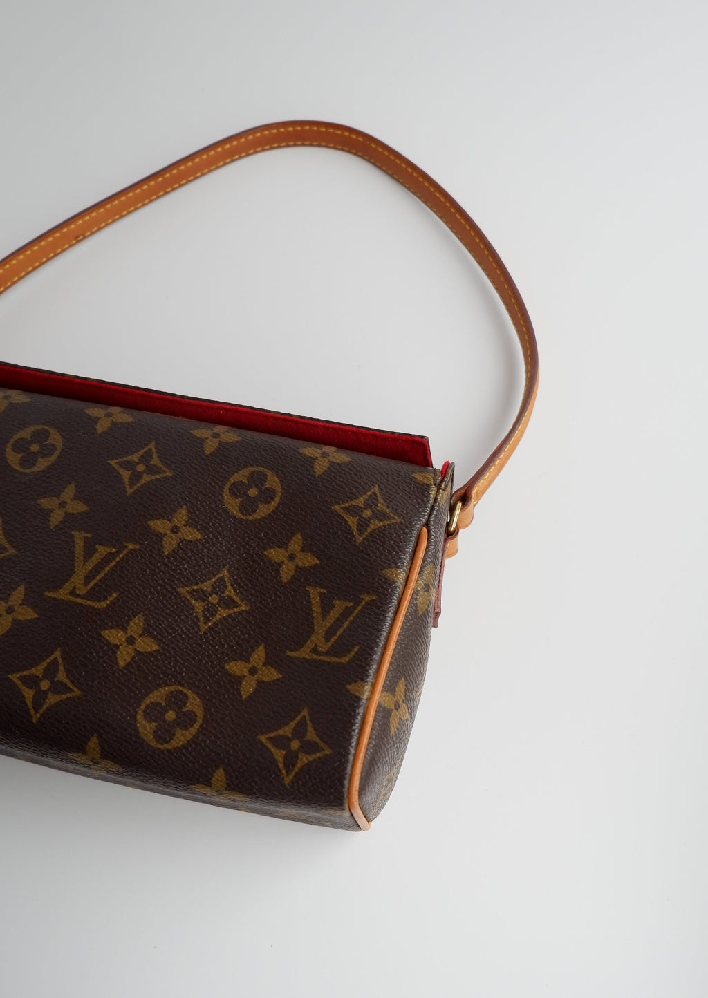 Sac à bandoulière Louis Vuitton Monogram Récital authentique d'occasion