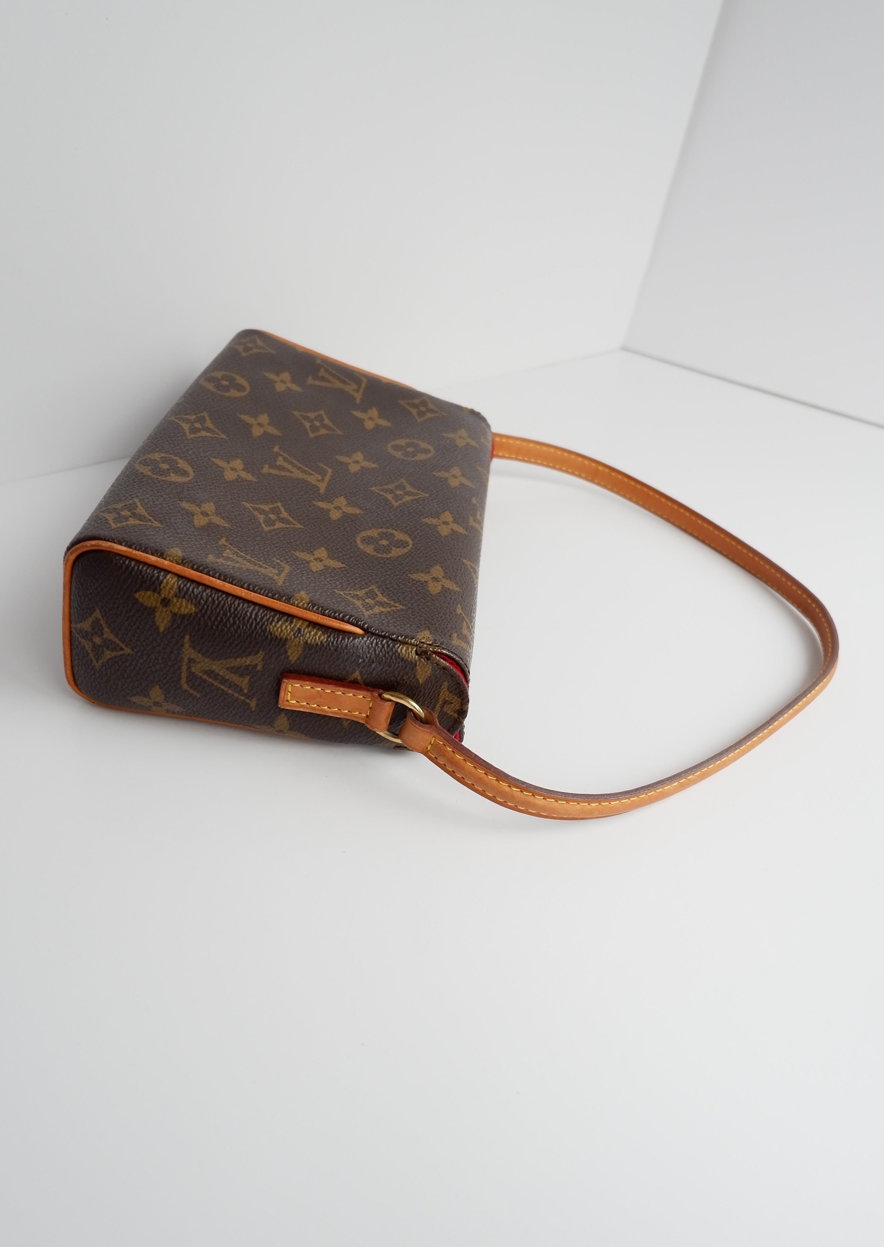 Sac à bandoulière Louis Vuitton Monogram Récital authentique d'occasion