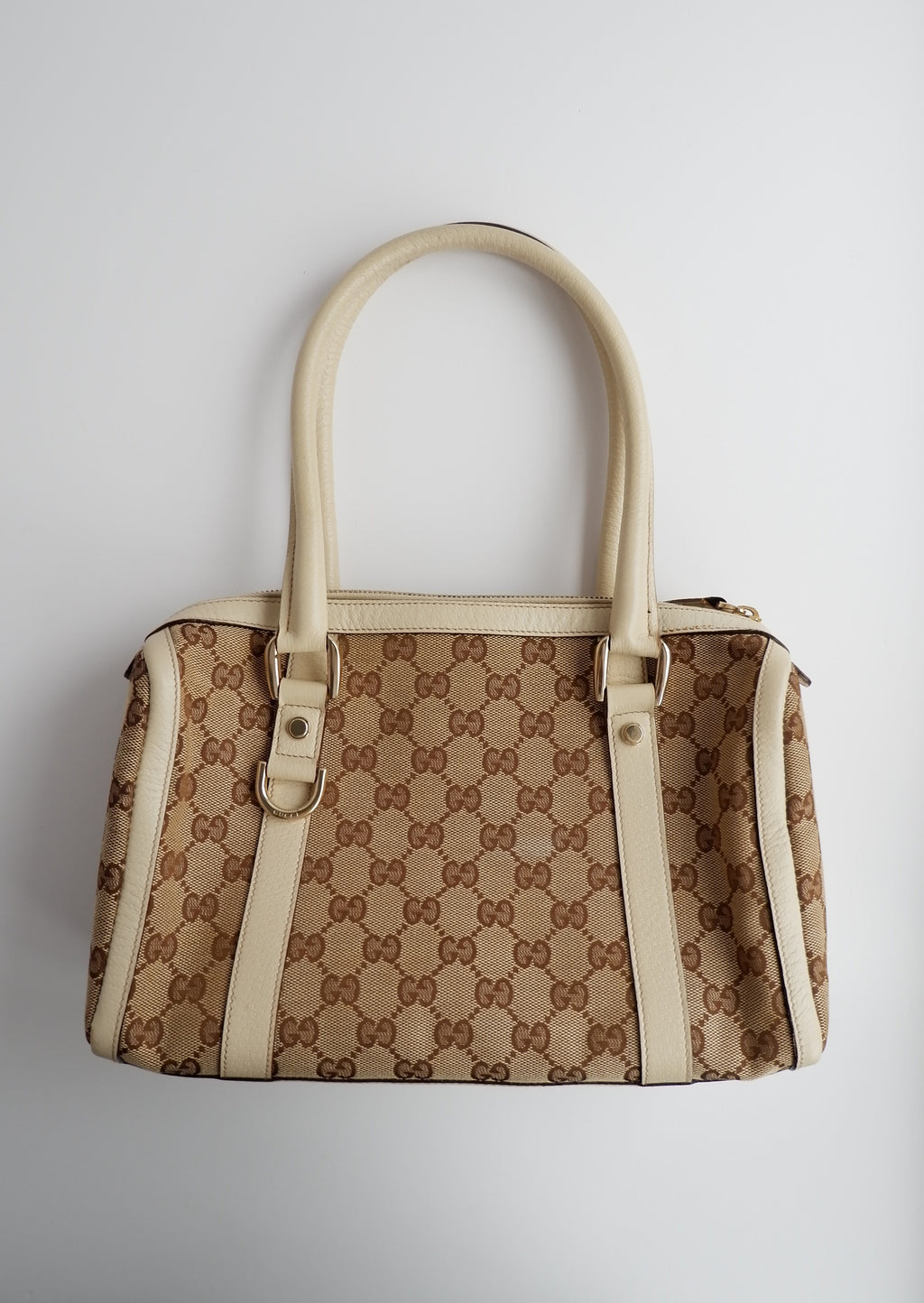 Sac bandoulière Gucci d'occasion authentique en toile GG blanche