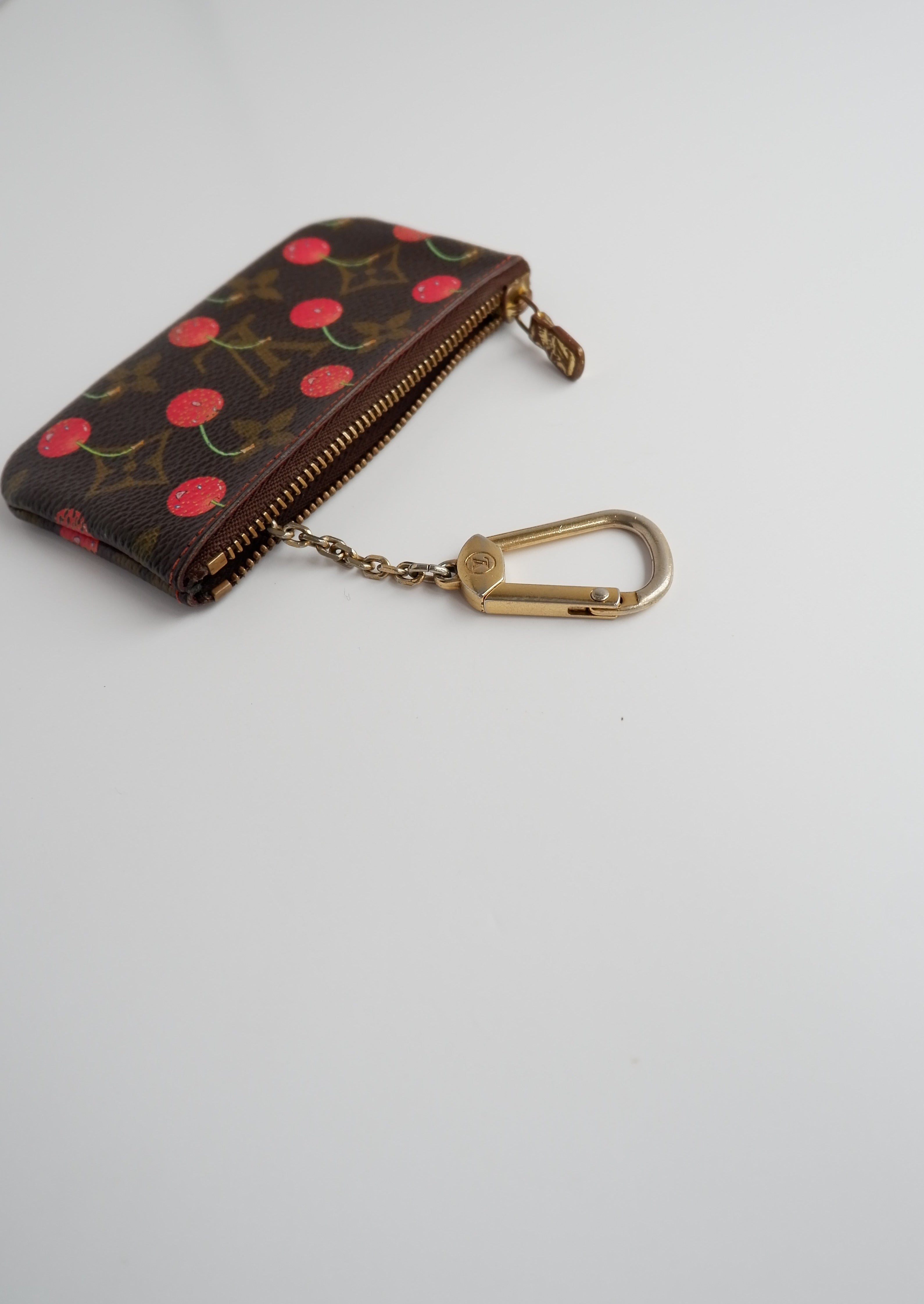 Authentique Pochette Clés Louis Vuitton Monogram Cerises d'occasion