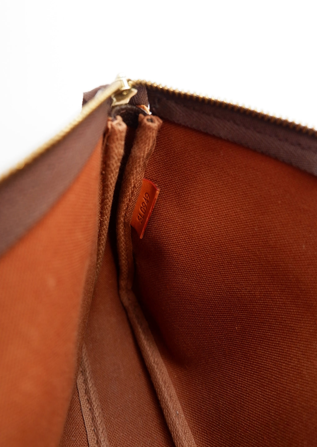 Sac à bandoulière Louis Vuitton Pochette Accessoires monogramme authentique d'occasion