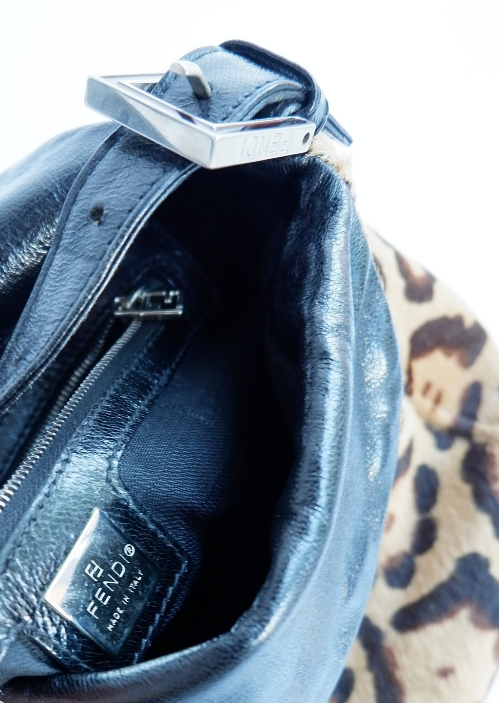 Authentique Sac bandoulière Fendi en poulain imprimé animalier d'occasion