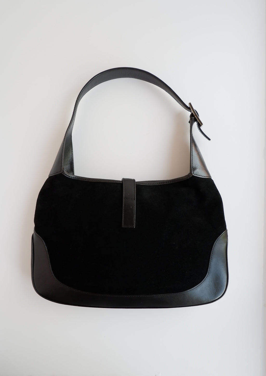Authentique sac à bandoulière Gucci Jackie noir d'occasion