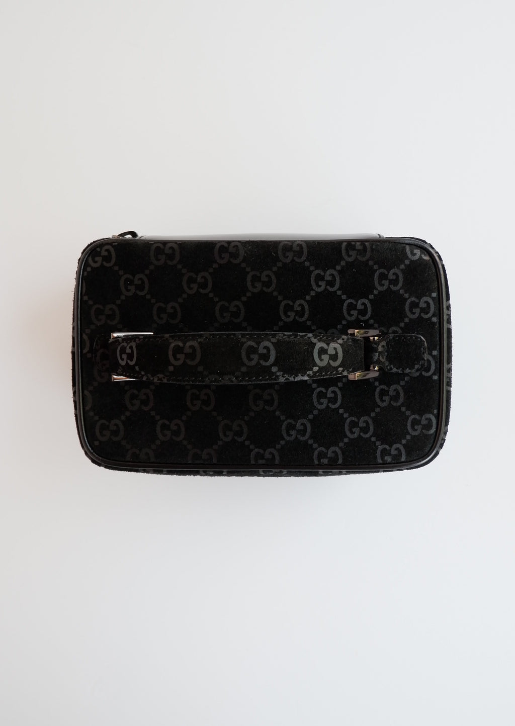 Authentique sac vanity Gucci en daim noir imprimé GG, d'occasion