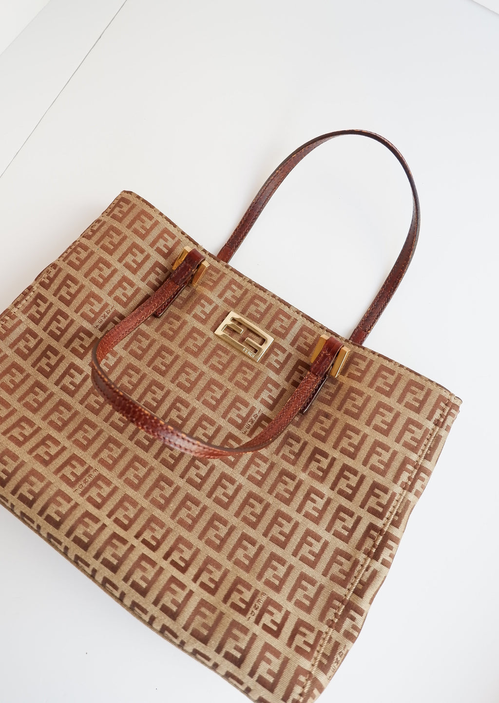 Sac à main Fendi d'occasion authentique en toile Zucchino marron