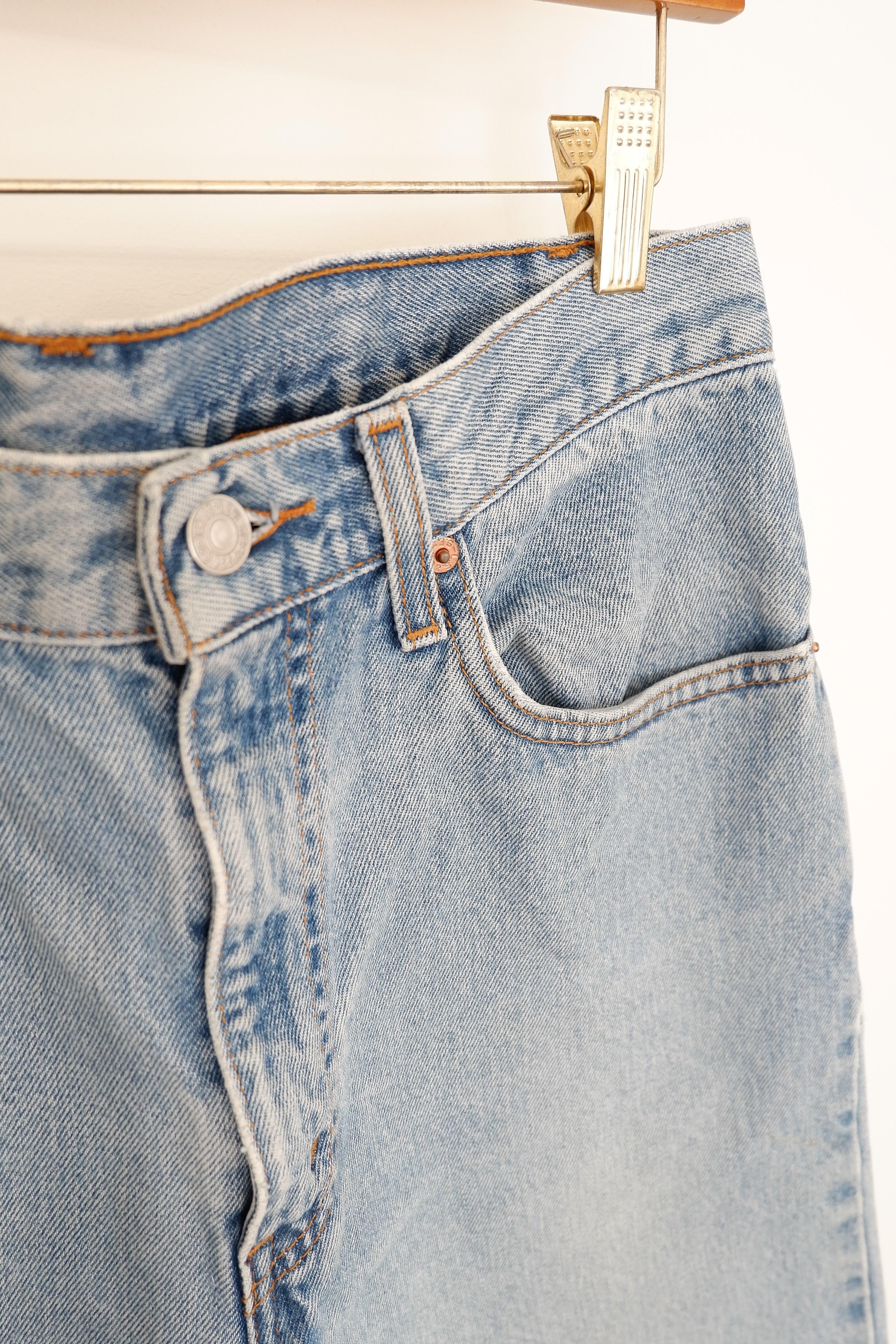 Levis Vintage 505 Relaxed Fit Straight Leg Jeans - 30