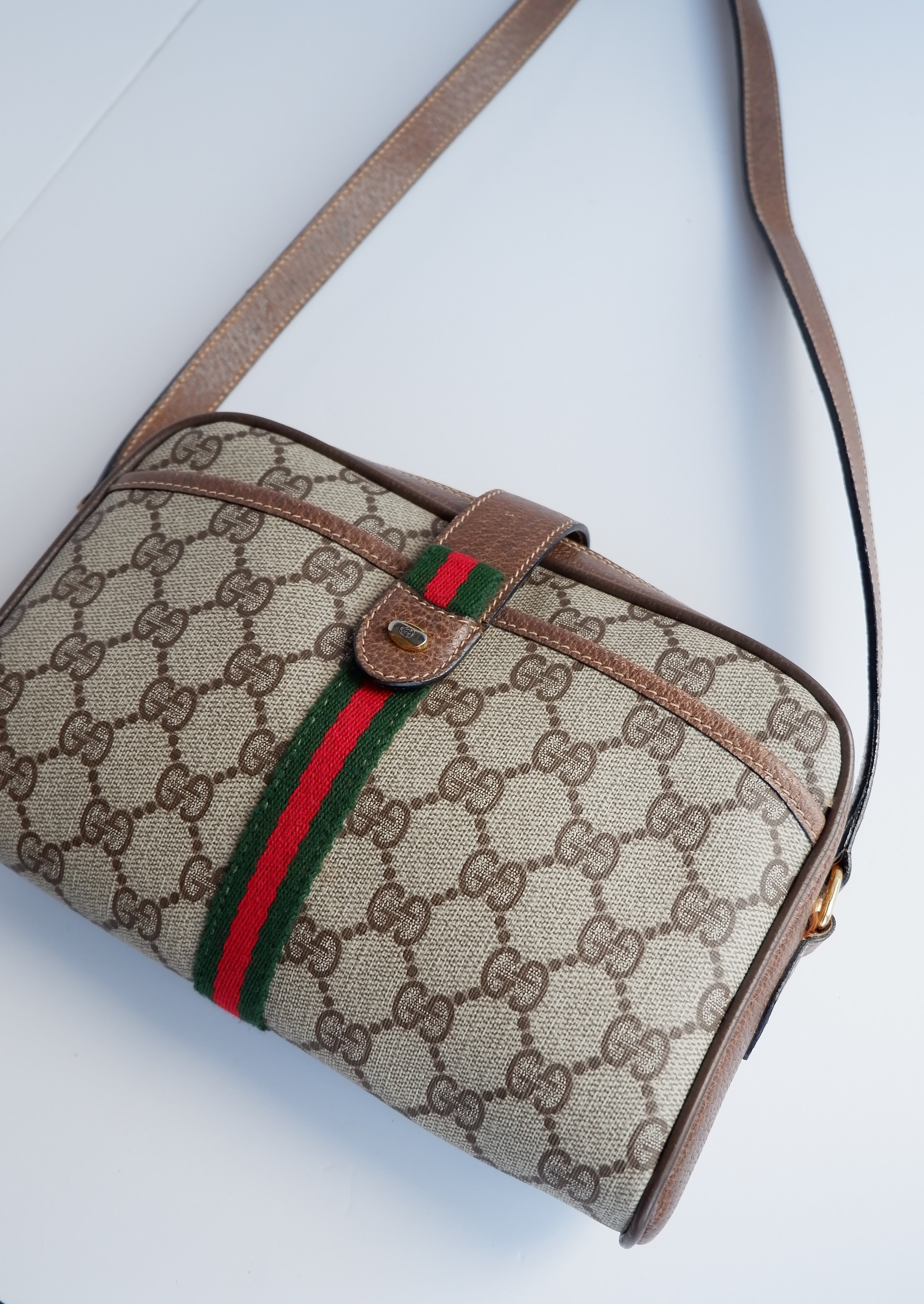 Authentique Sac bandoulière vintage Gucci Sherry Line d'occasion