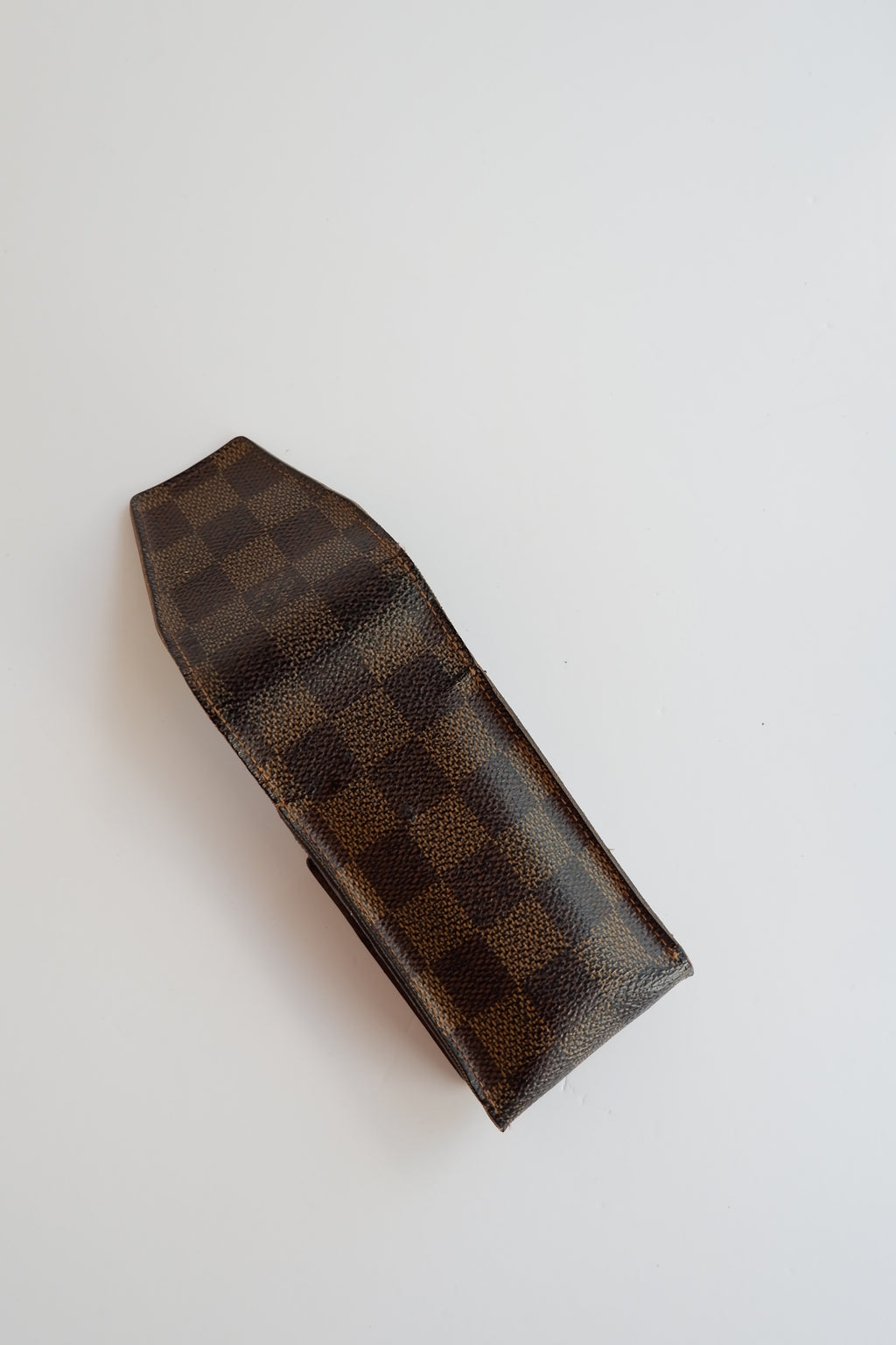 Étui à cigarettes Louis Vuitton Damier Ebene authentique d'occasion