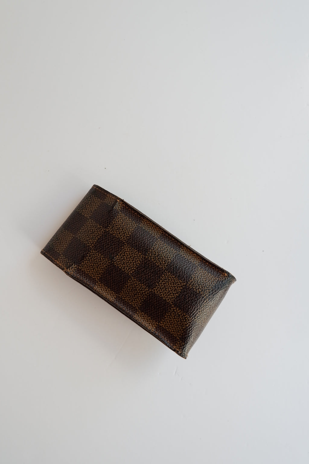 Étui à cigarettes Louis Vuitton Damier Ebene authentique d'occasion