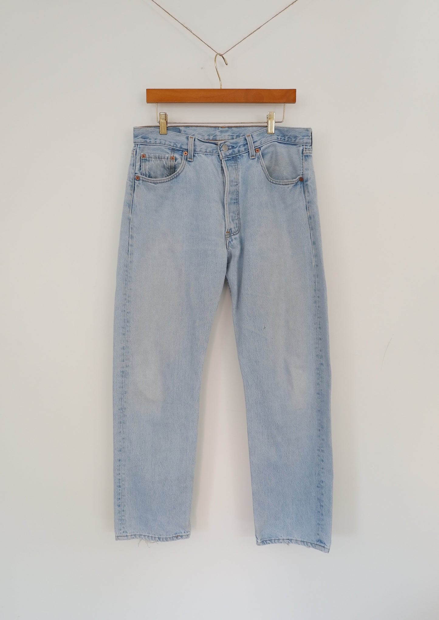 Levis Vintage 501 Light Wash Relaxed Fit Straight Leg Jeans - 34