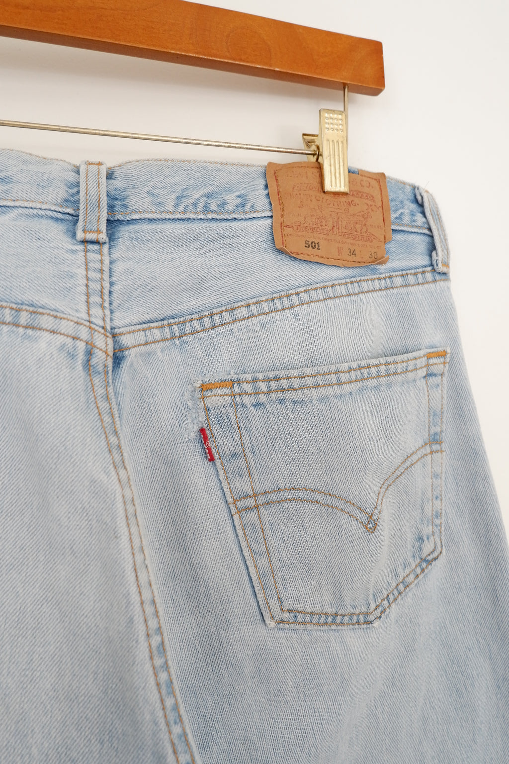 Levis Vintage 501 Light Wash Relaxed Fit Straight Leg Jeans - 34