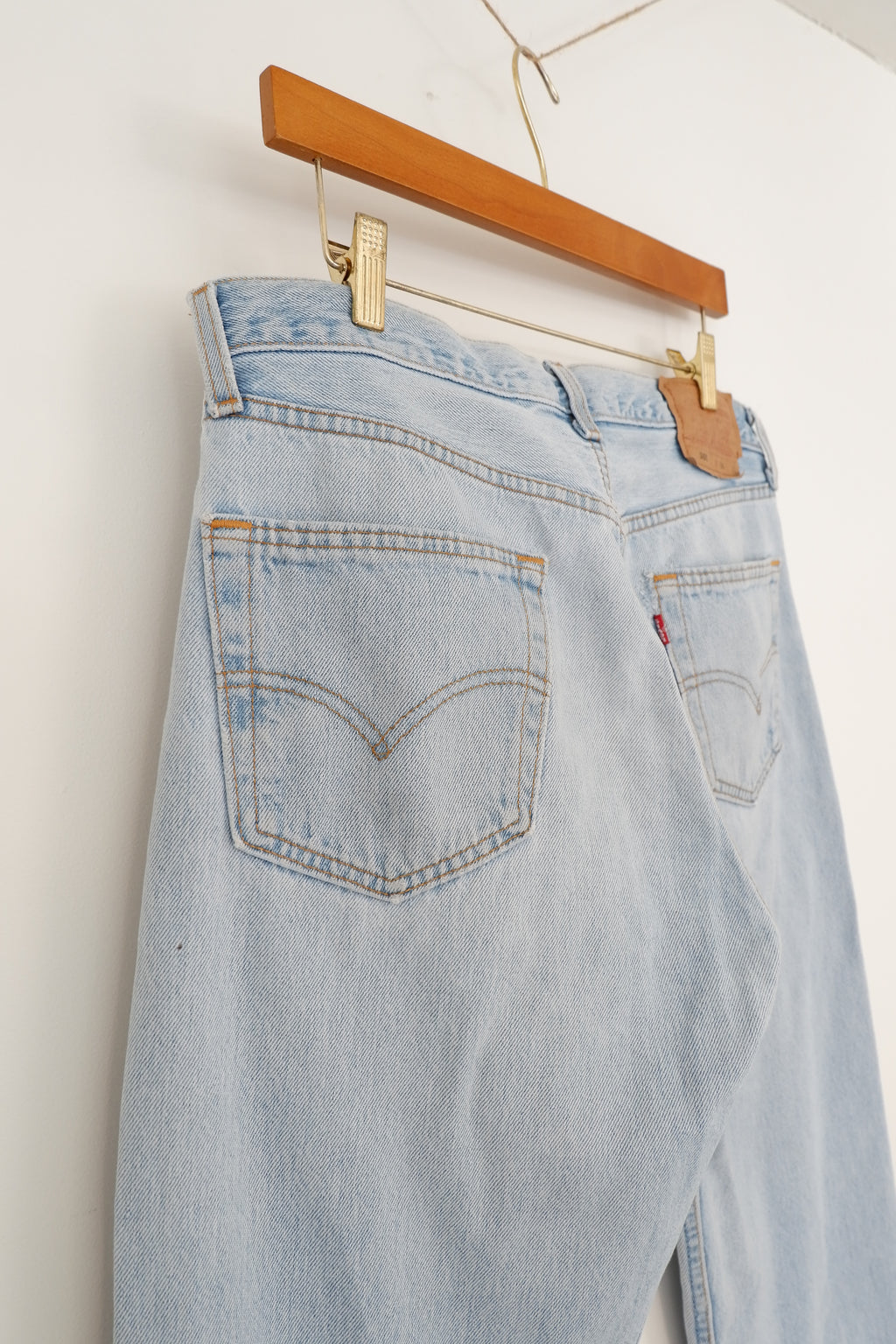 Levis Vintage 501 Light Wash Relaxed Fit Straight Leg Jeans - 34