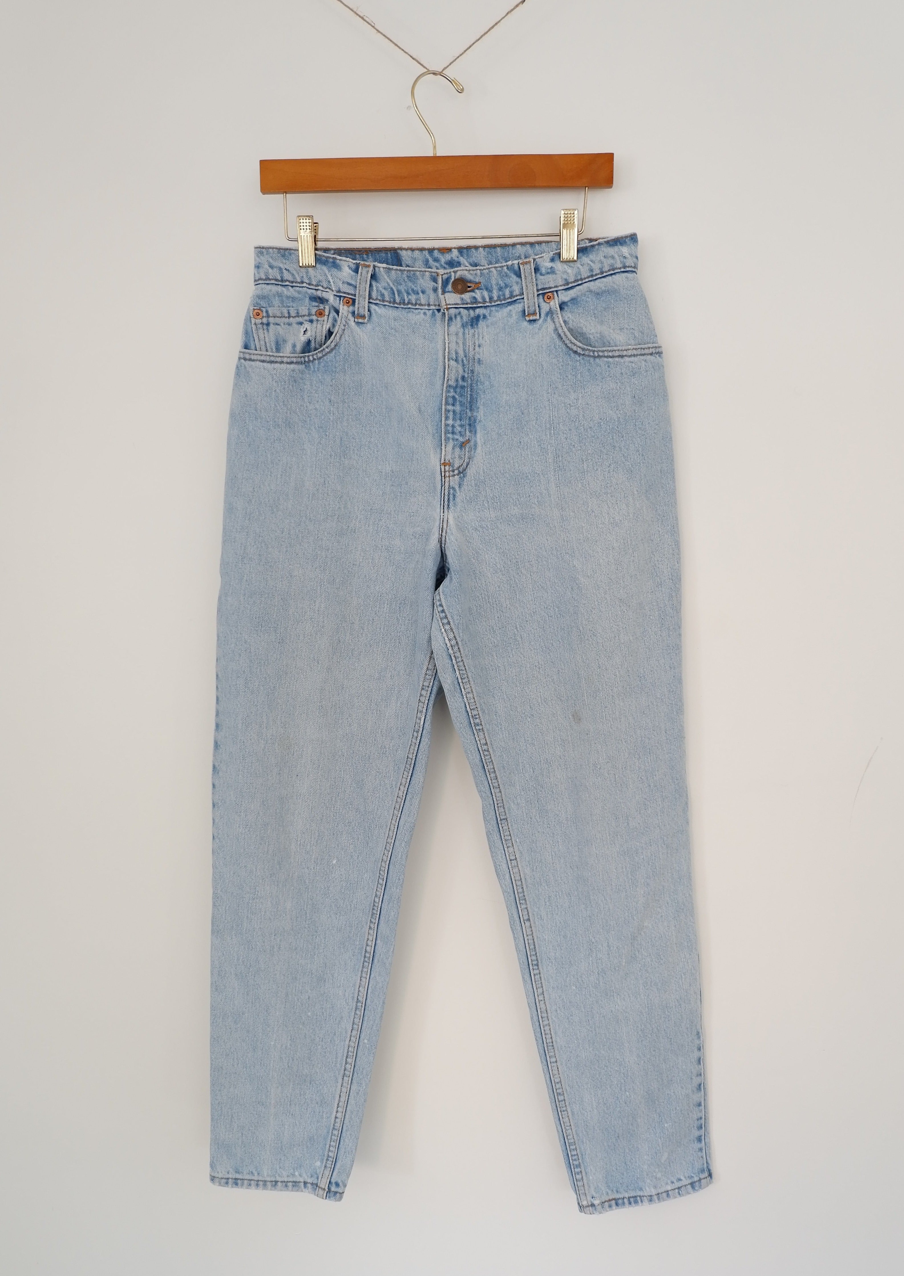 Levis Vintage 550 Relaxed Fit Tapered Leg Jeans - 30