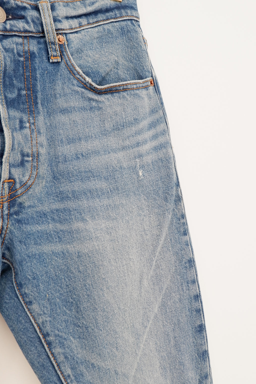 Levis 501 Medium Light Wash Skinny Jeans - 26