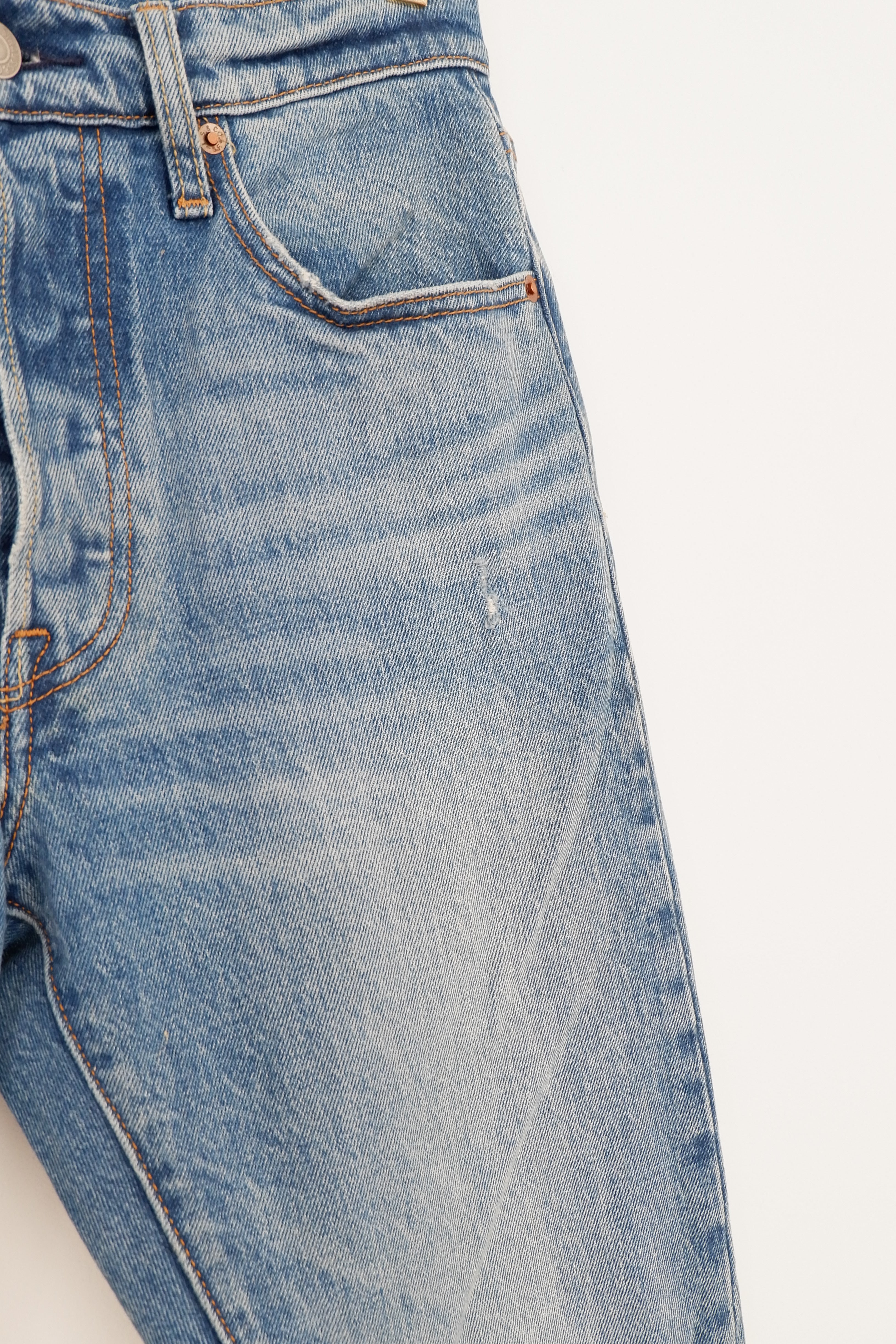 Levis 501 Medium Light Wash Skinny Jeans - 26
