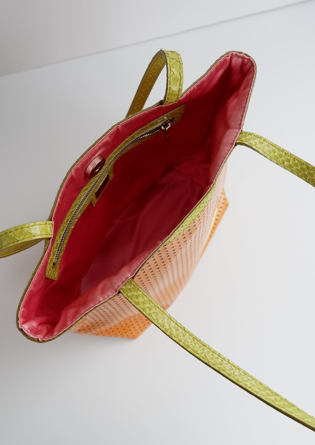 Sac cabas mini Fendi orange/vert d'occasion authentique