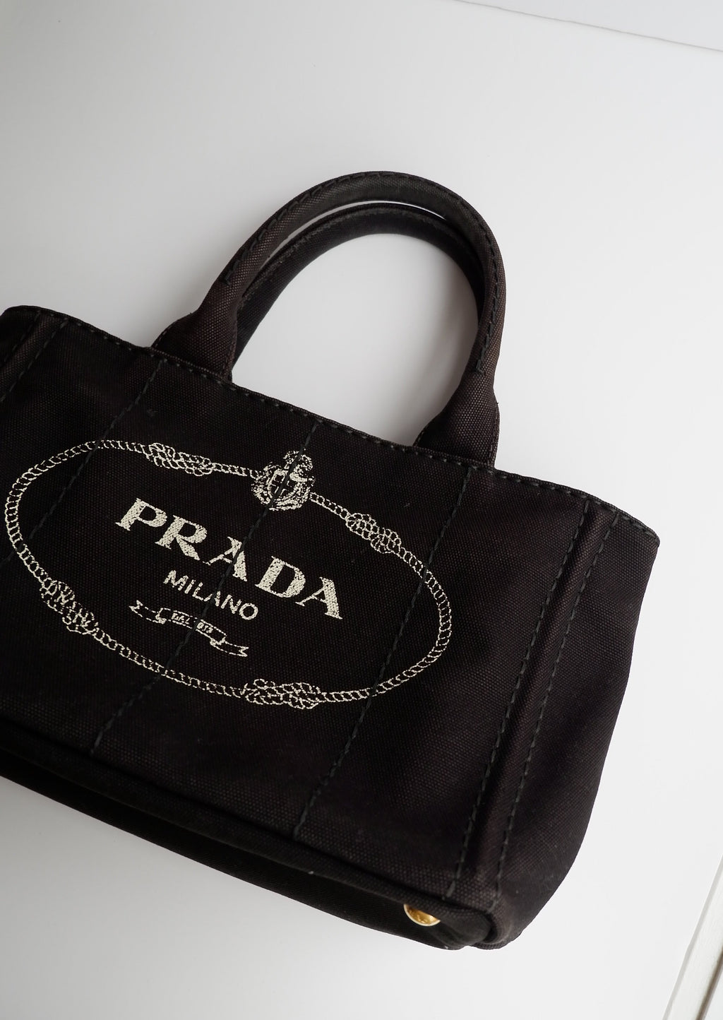 Sac bandoulière / cabas Prada Canapa en toile noire, authentique et d'occasion