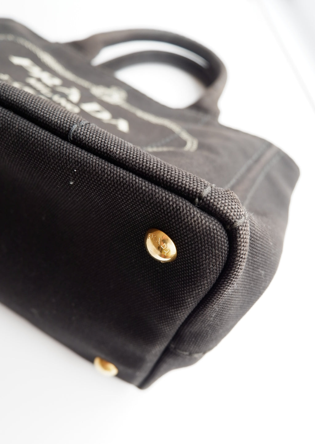 Sac bandoulière / cabas Prada Canapa en toile noire, authentique et d'occasion
