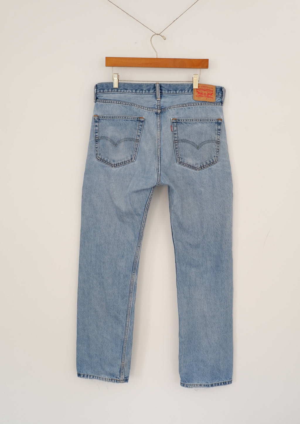 Levis 505 Light Wash Relaxed Fit Straight Leg Jeans - 36