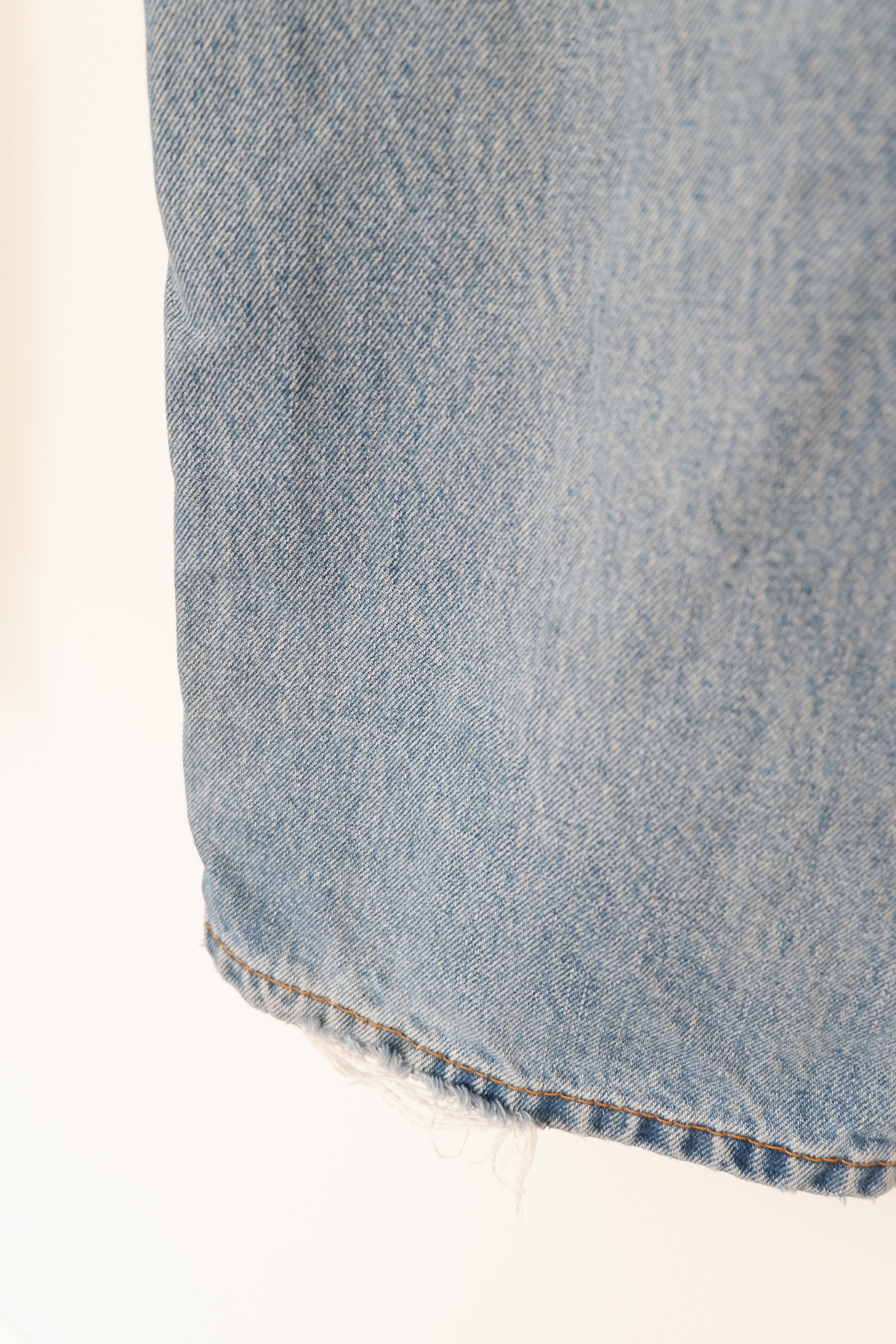 Levis 505 Light Wash Relaxed Fit Straight Leg Jeans - 36