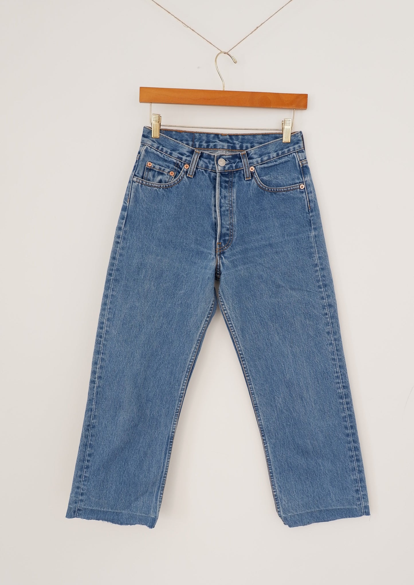 Levis 501 Vintage Medium Wash Straight Leg Jeans - 26