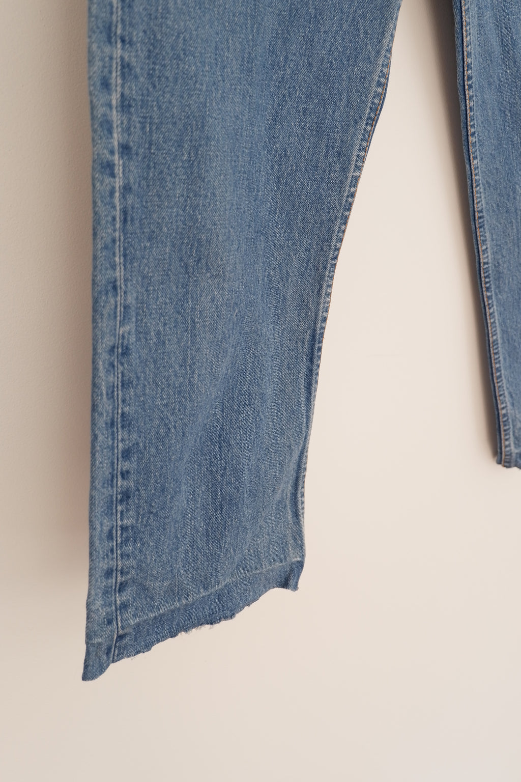 Levis 501 Vintage Medium Wash Straight Leg Jeans - 26