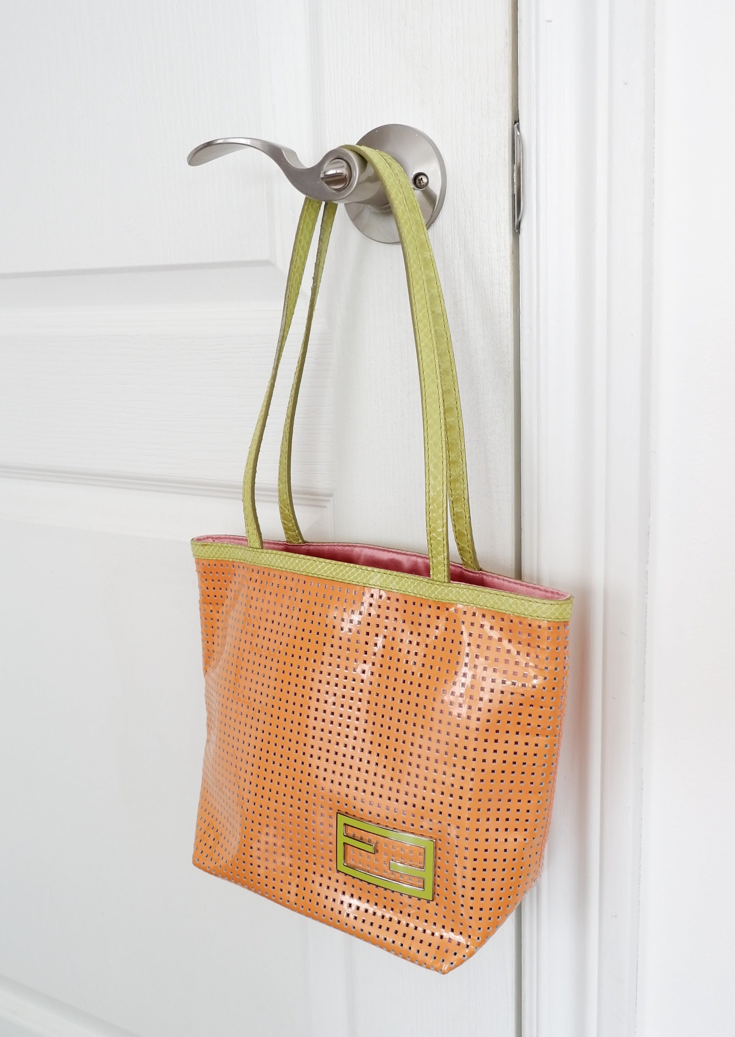 Sac cabas mini Fendi orange/vert d'occasion authentique