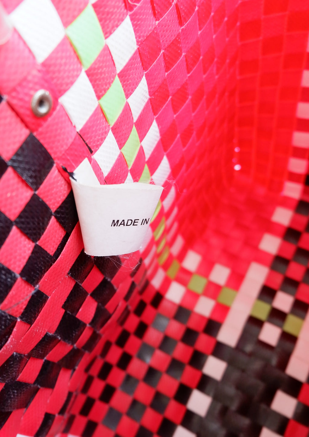 Sac cabas tressé Marni rouge d'occasion authentique