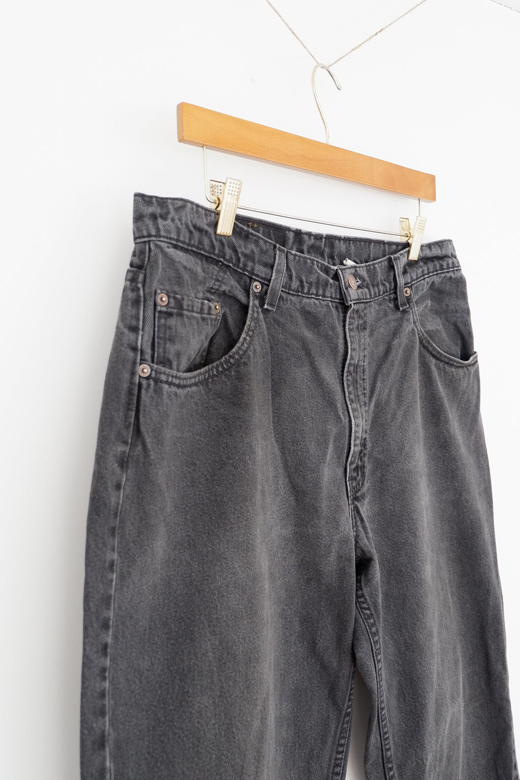 Levis Vintage 550 Black Wash Baggy/Relaxed Fit Jeans - 34