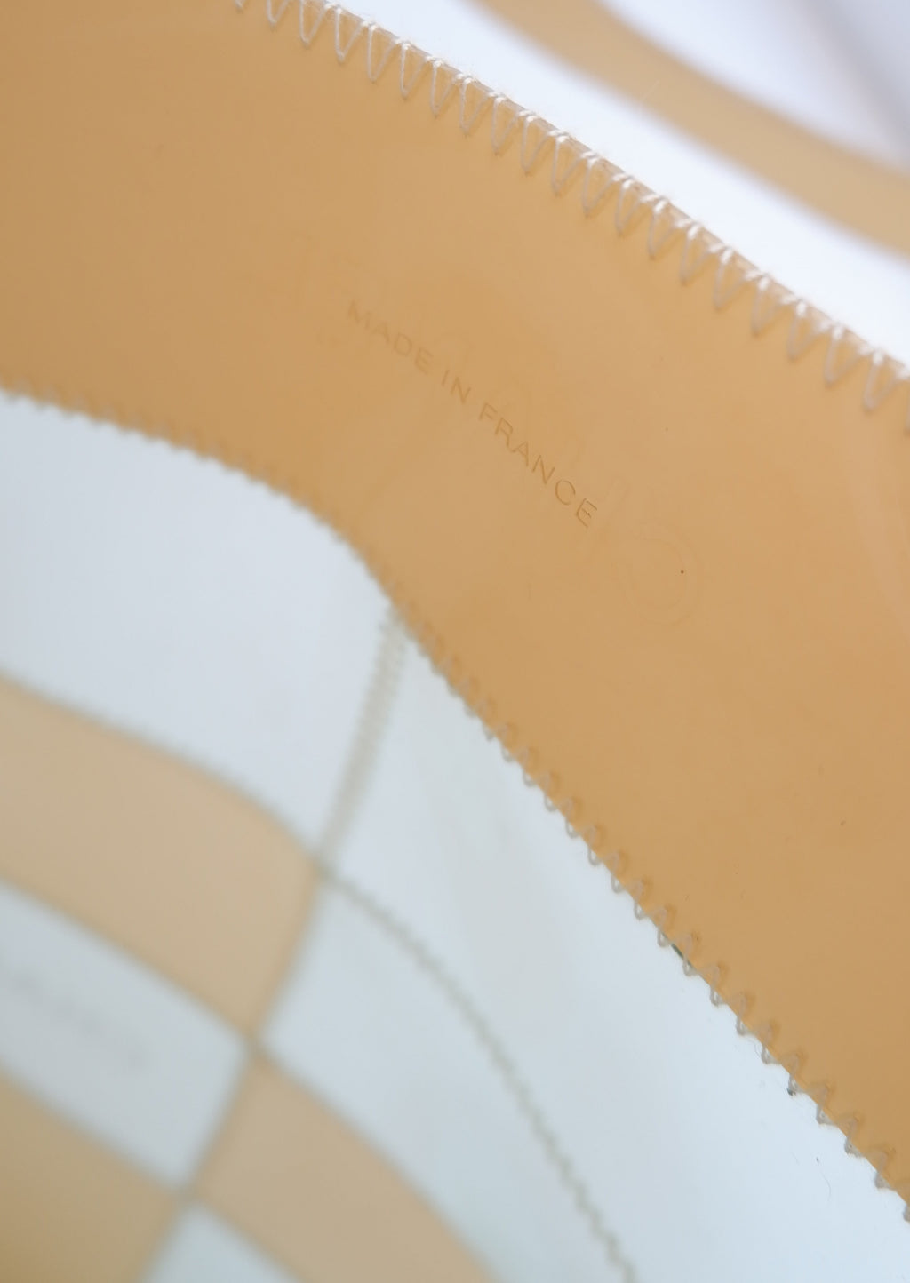 Fourre-tout Chanel beige/bleu clair en PVC, authentique et d'occasion