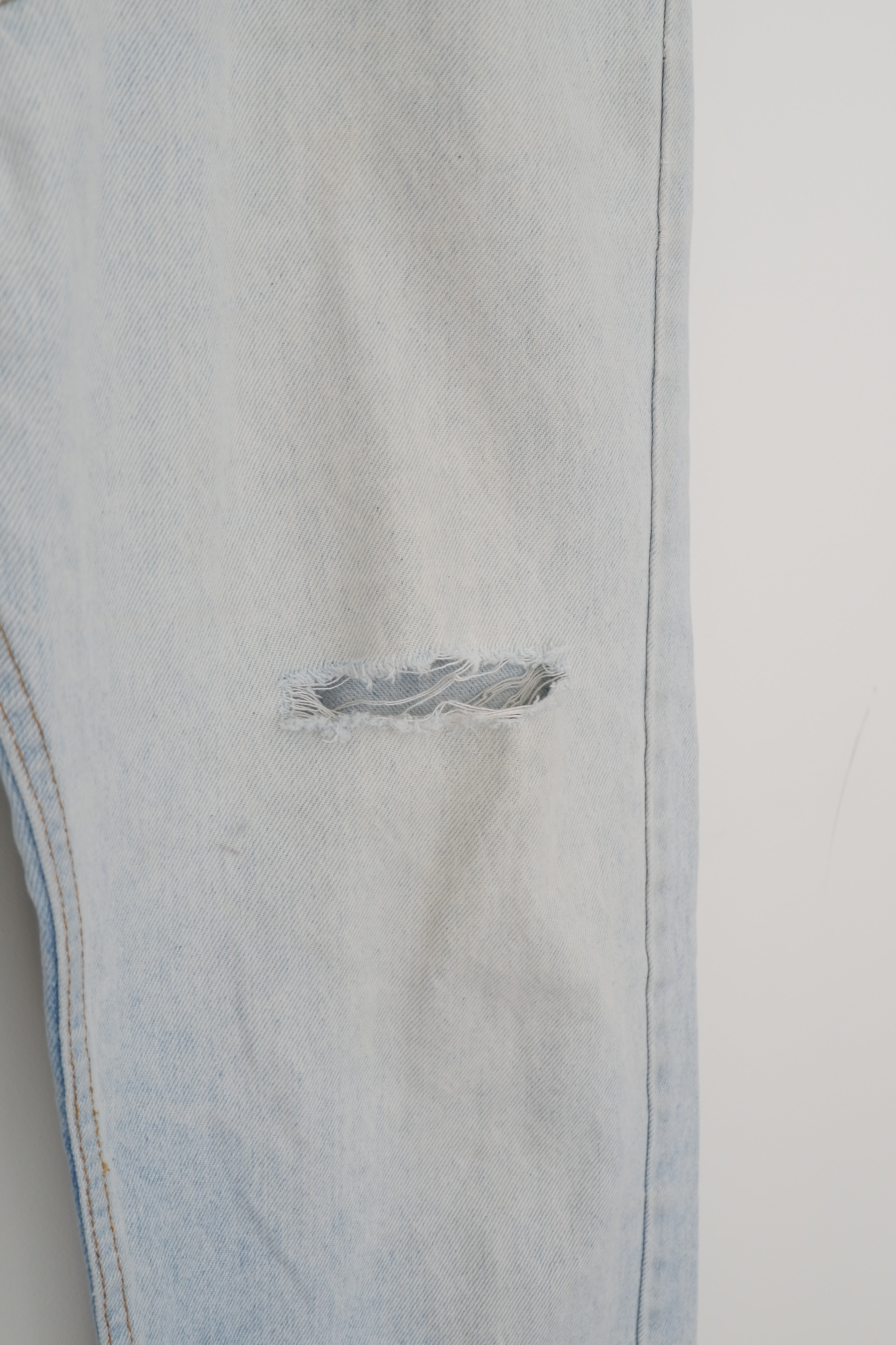 Levis Vintage Light 505 Light Wash Relaxed Fit Ripped Jeans - 38