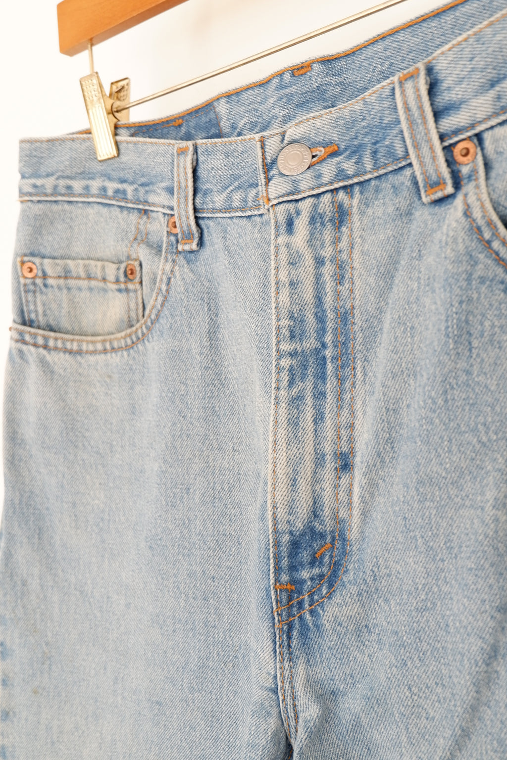 Levis 505 Light Wash Regular Fit Straight Leg Jeans - 34