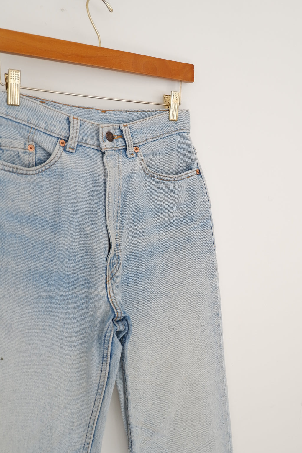 Levis Vintage Light Wash Straight Leg Jeans - 26