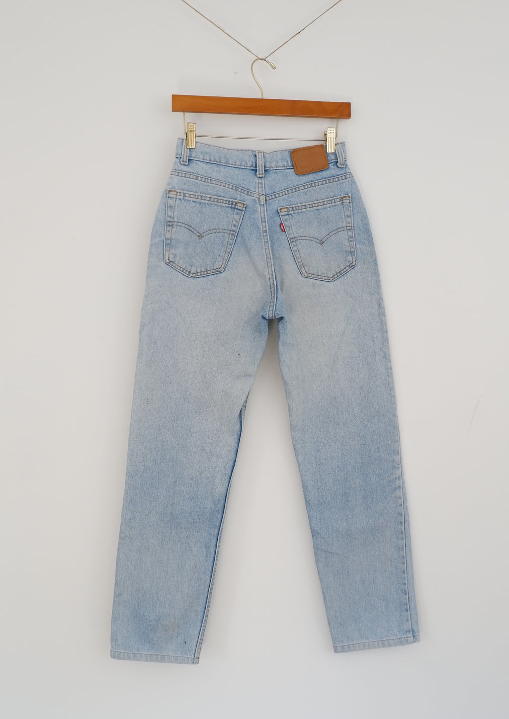 Levis Vintage Light Wash Straight Leg Jeans - 26