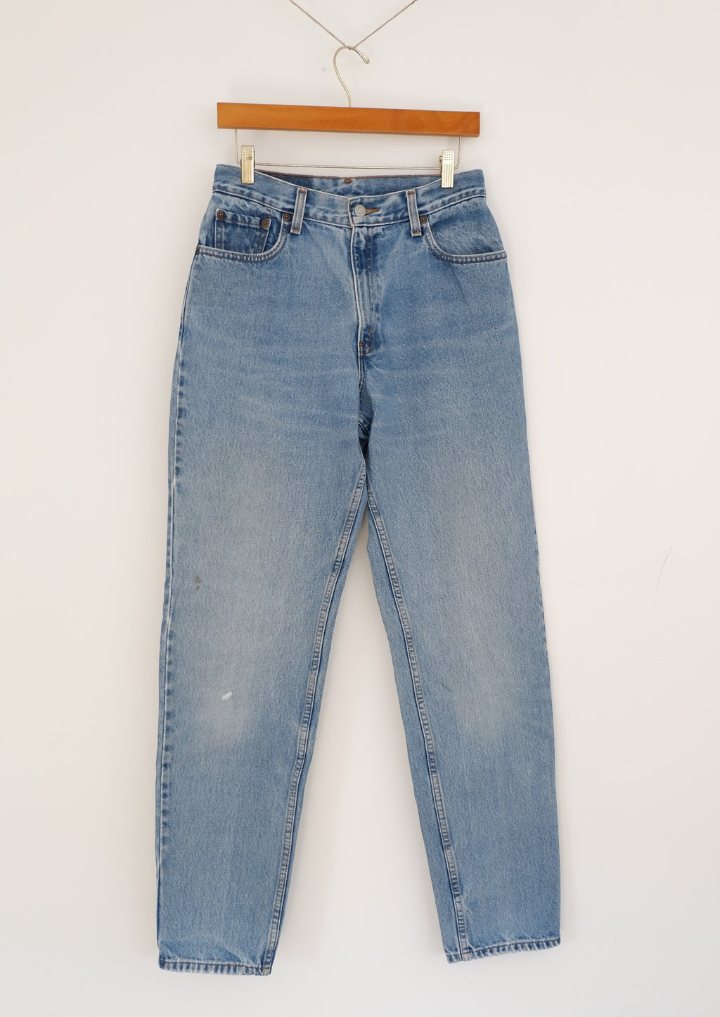 Levis 550 Medium Wash Relaxed Fit - 27
