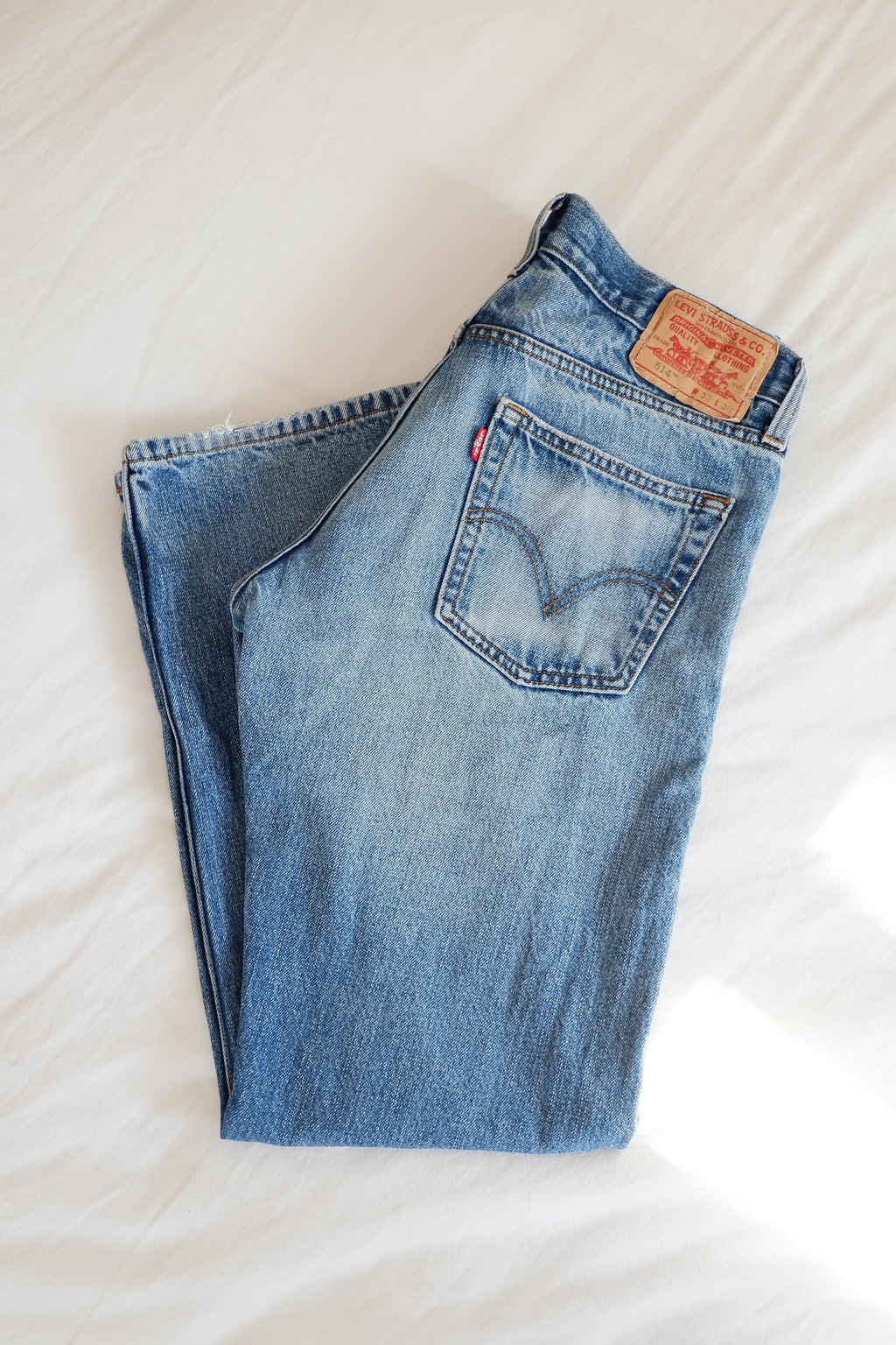 Levis 514 Medium Light Wash Slim Straight Fit Jeans - 33