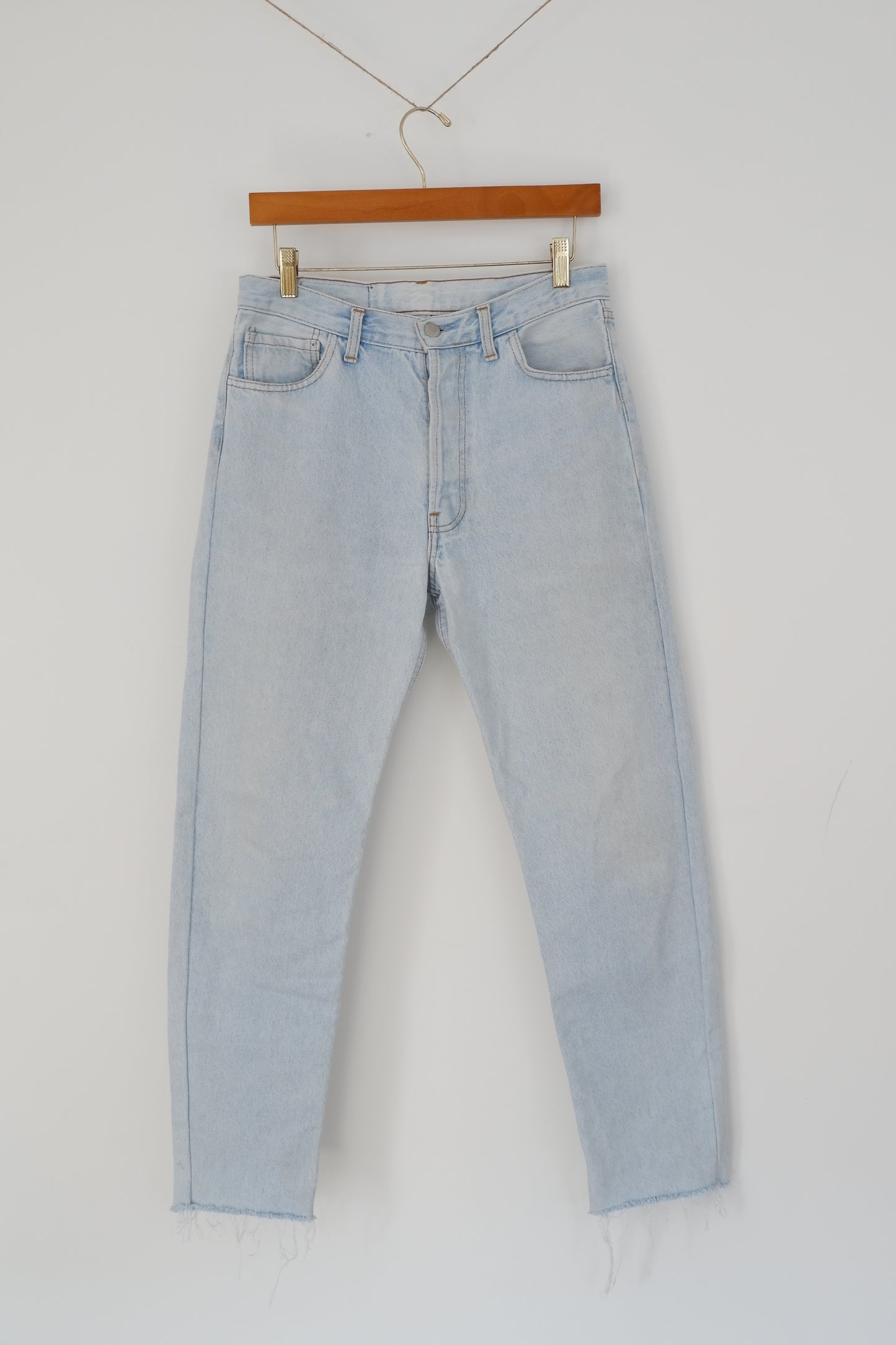 Levis 501 XX Light Wash Relaxed Fit Jeans - 28