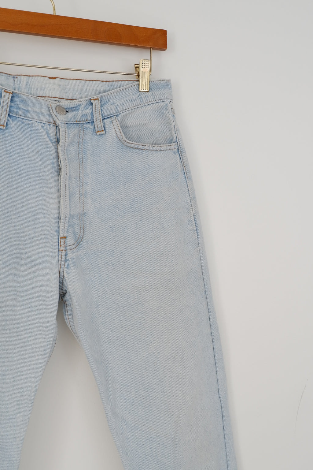 Levis 501 XX Light Wash Relaxed Fit Jeans - 28