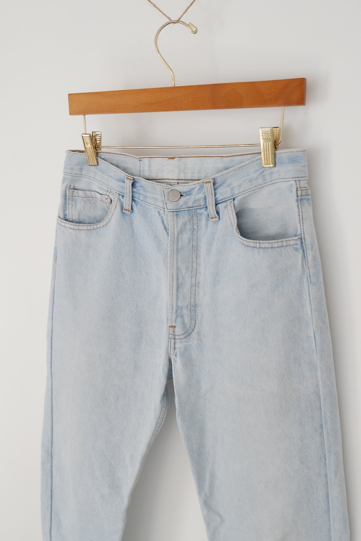 Levis 501 XX Light Wash Relaxed Fit Jeans - 28