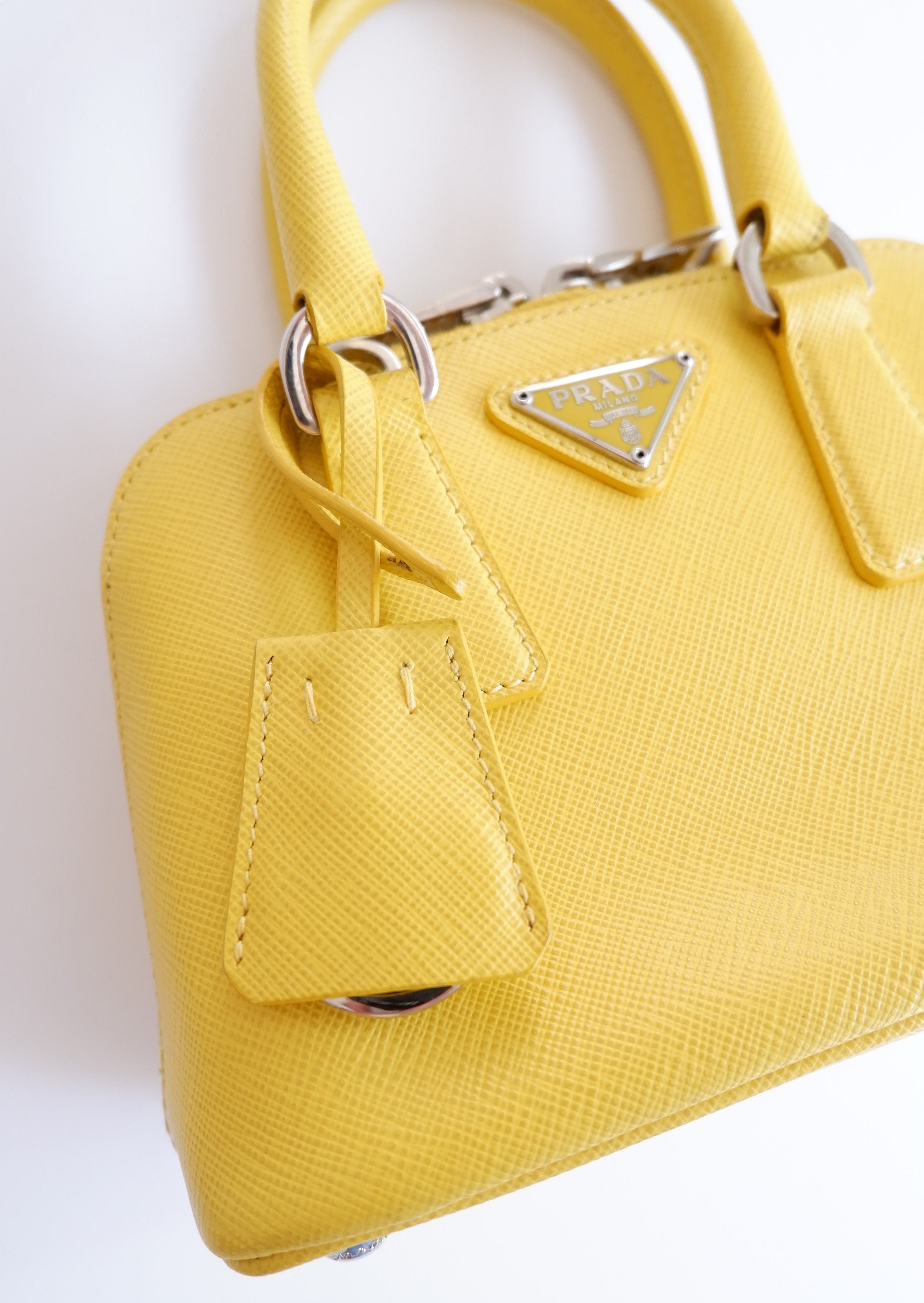 Sac à main Prada Saffiano Promenade jaune d'occasion authentique