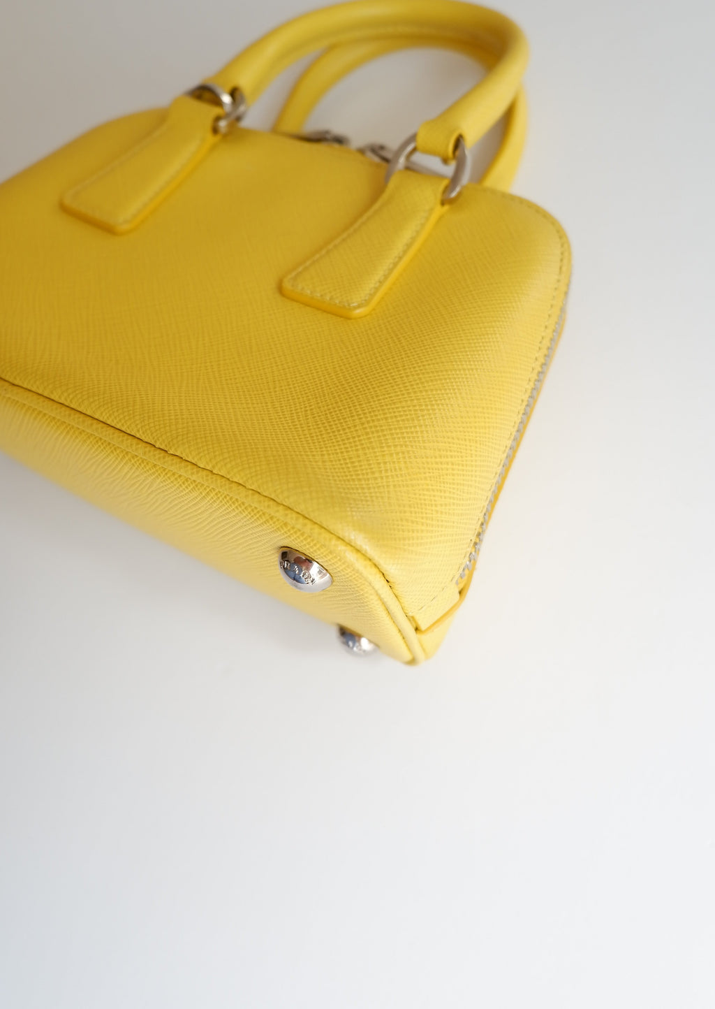 Sac à main Prada Saffiano Promenade jaune d'occasion authentique
