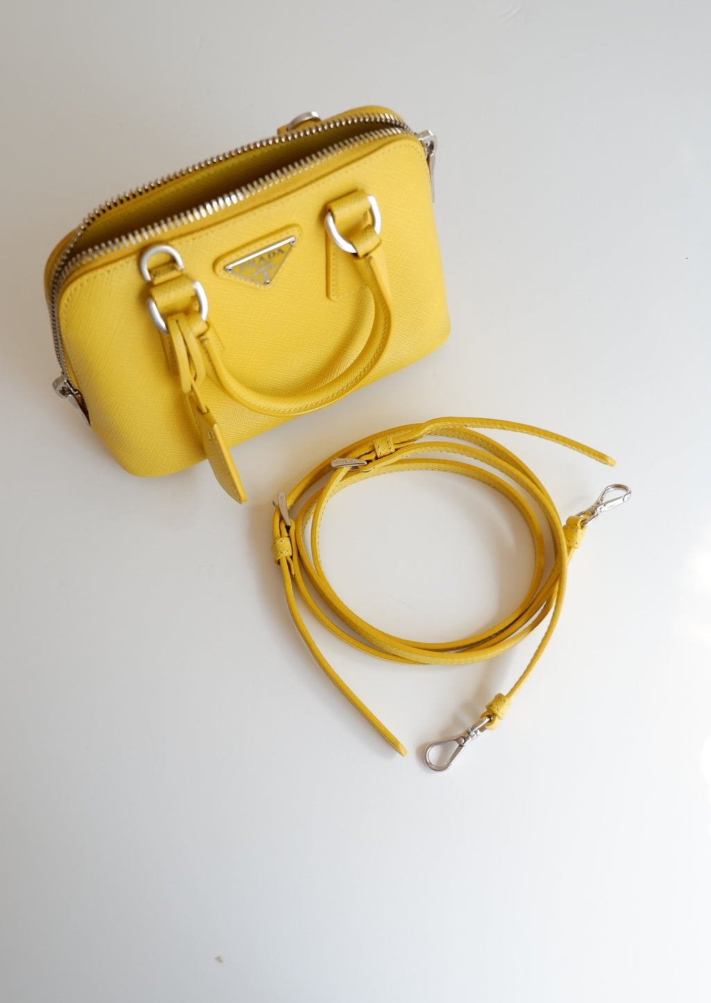 Sac à main Prada Saffiano Promenade jaune d'occasion authentique