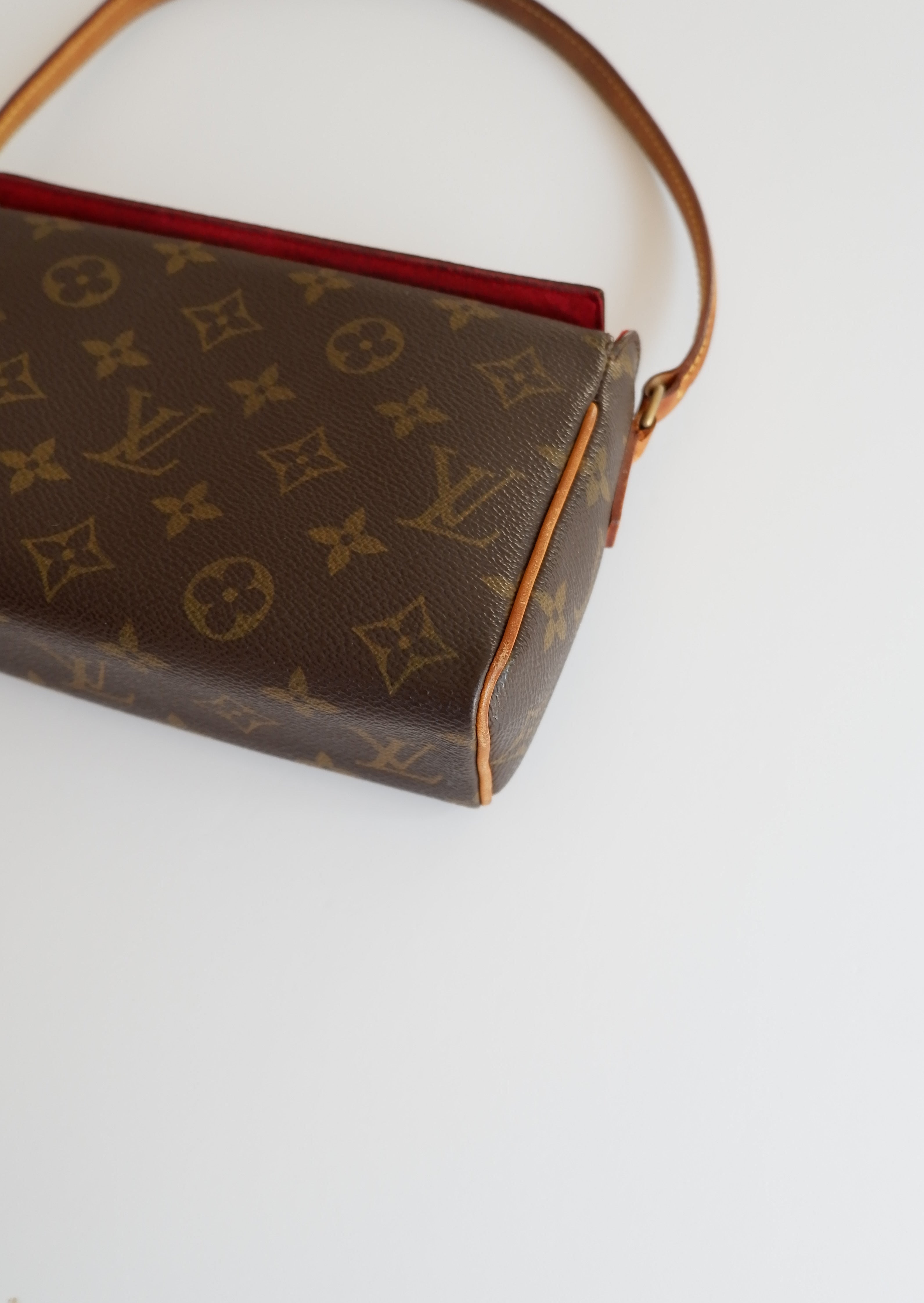 Sac à bandoulière Louis Vuitton Monogram Récital authentique d'occasion