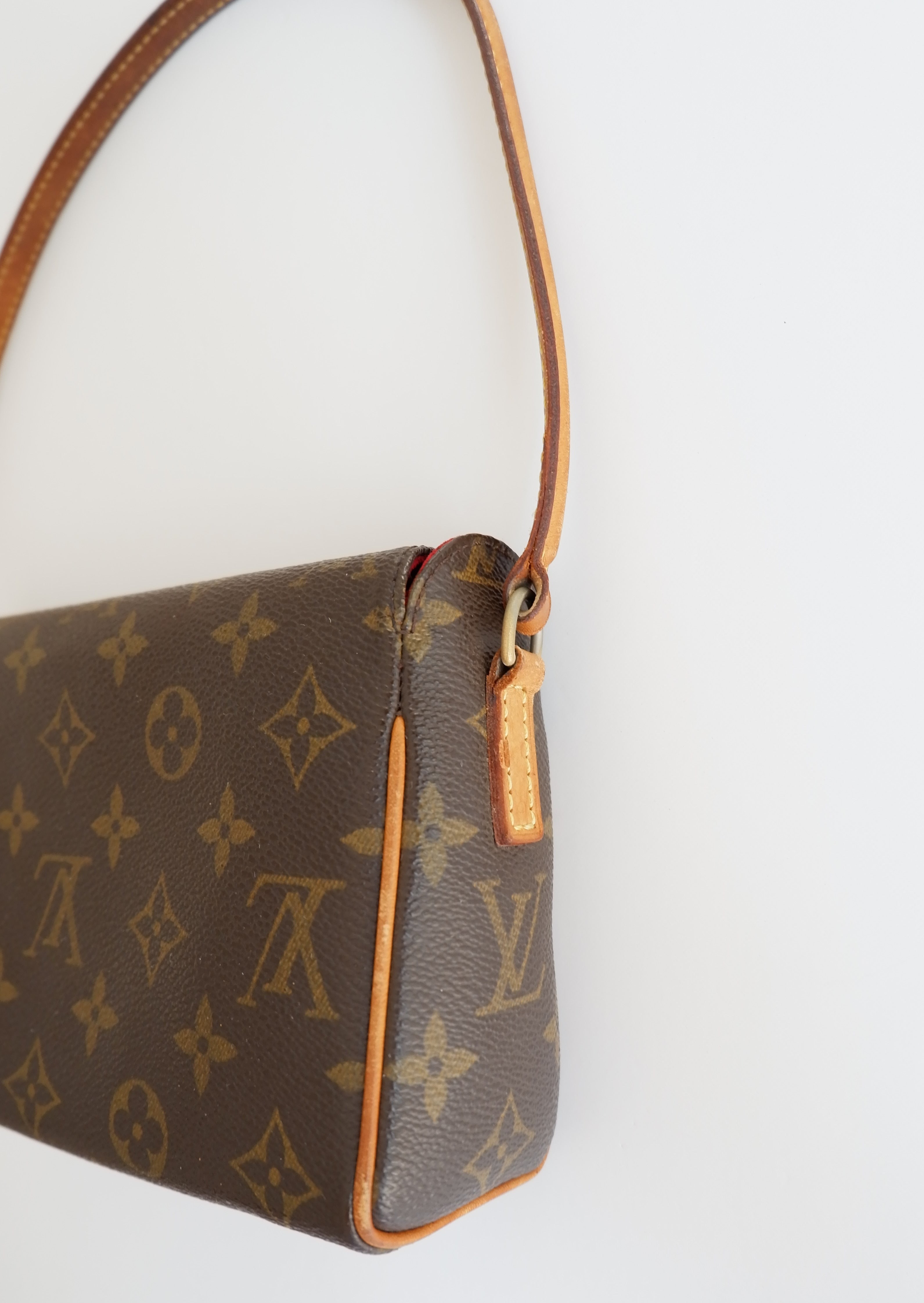 Sac à bandoulière Louis Vuitton Monogram Récital authentique d'occasion