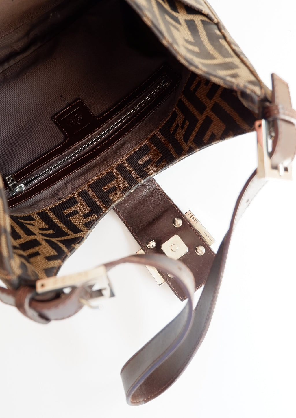 Sac porté épaule Fendi Zucca Hobo authentique d'occasion