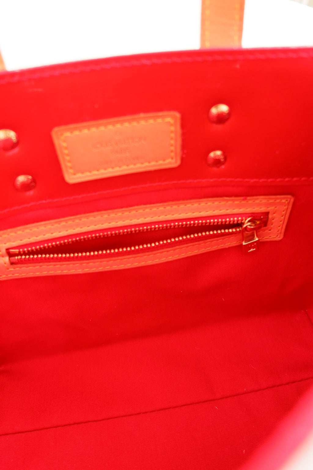 Sac Louis Vuitton Monogram Vernis Rouge Reade authentique d'occasion