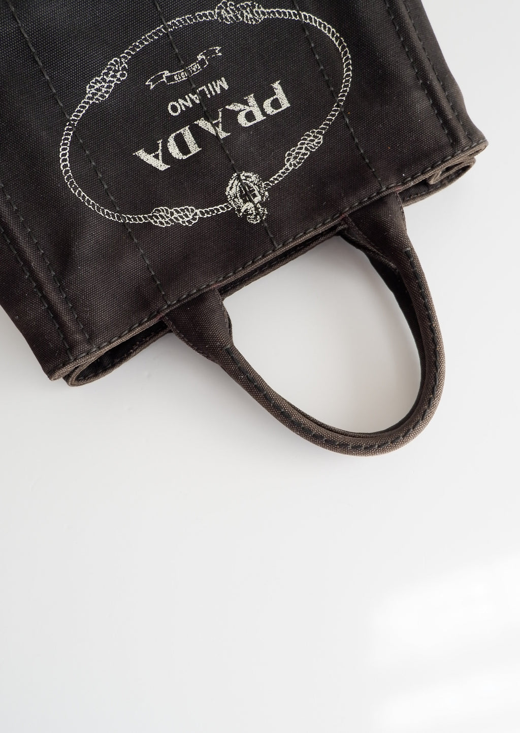 Authentique Sac Cabas Prada Canapa en Toile Noire d'Occasion