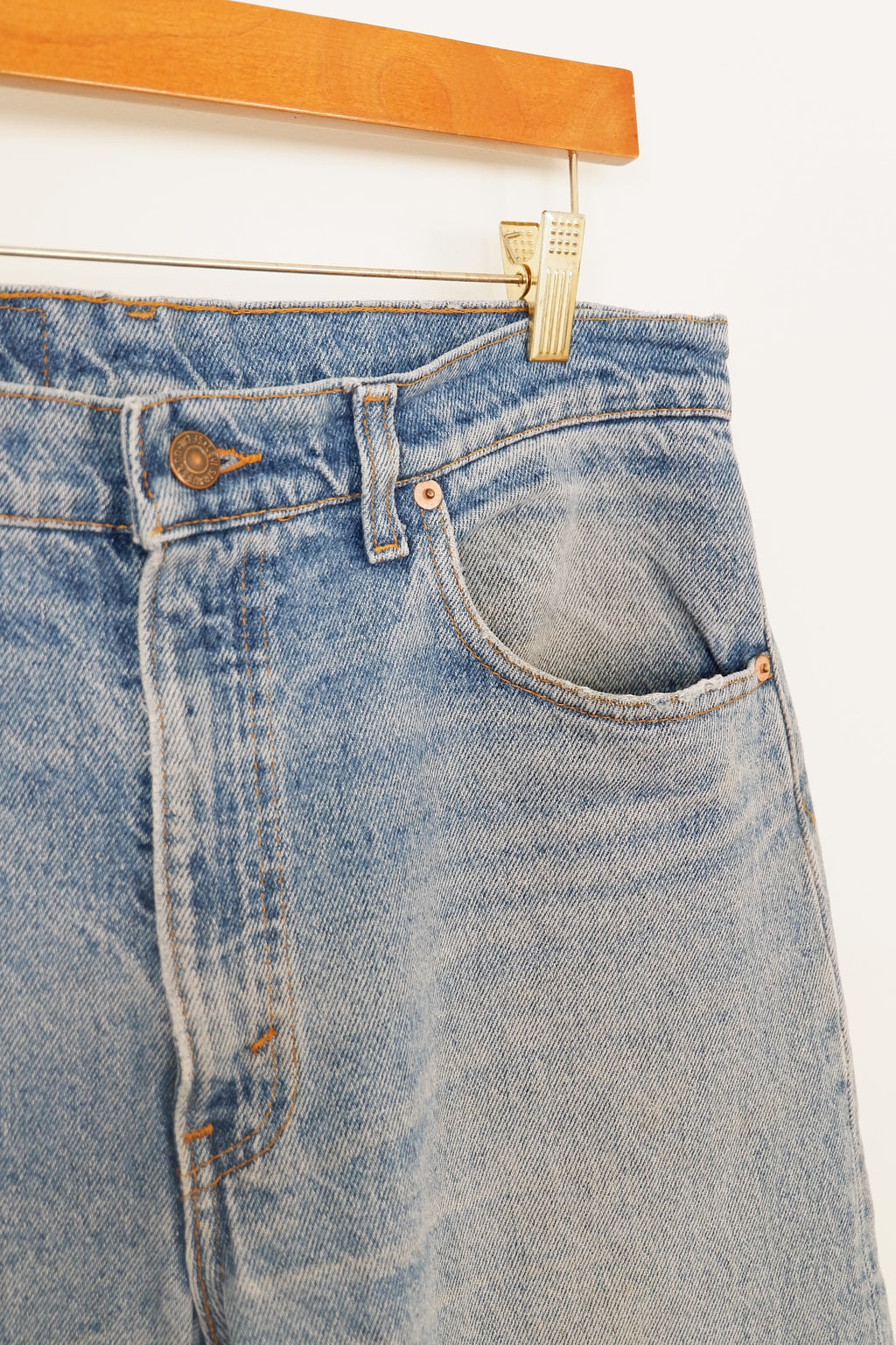 Levis 550 Coupe décontractée à lavage moyen - 34