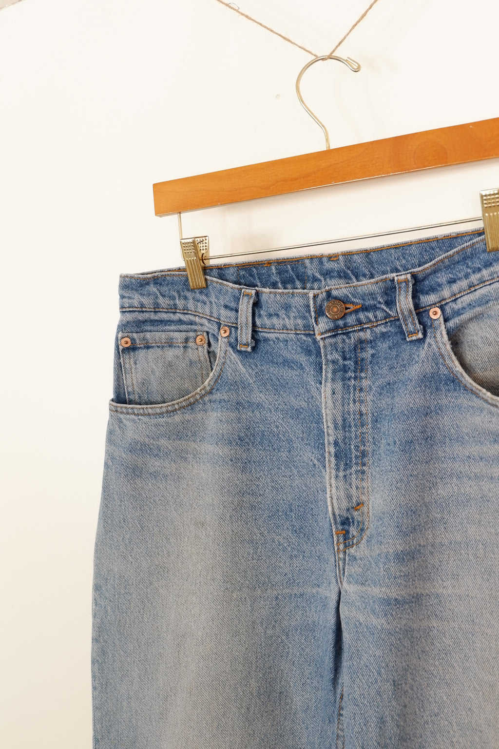 Levis 550 Coupe décontractée à lavage moyen - 34